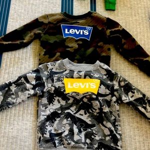 Levi’s sweaters